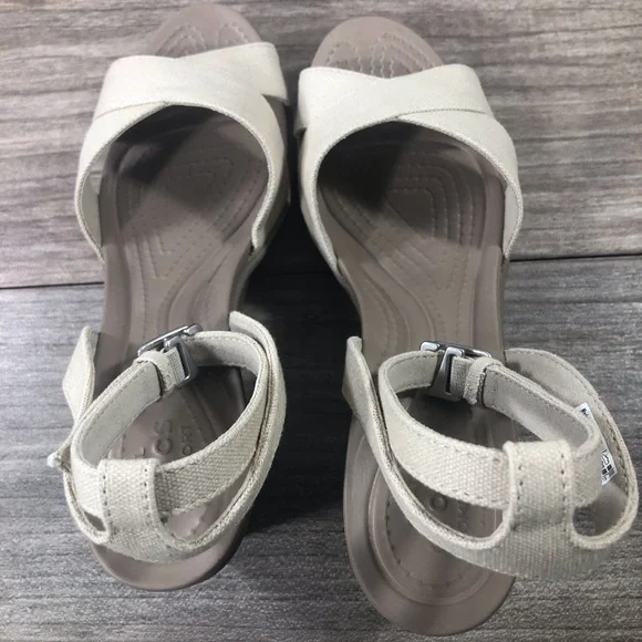 Crocs Leigh II Wedge Sandals sz 9 - Picture 9 of 15